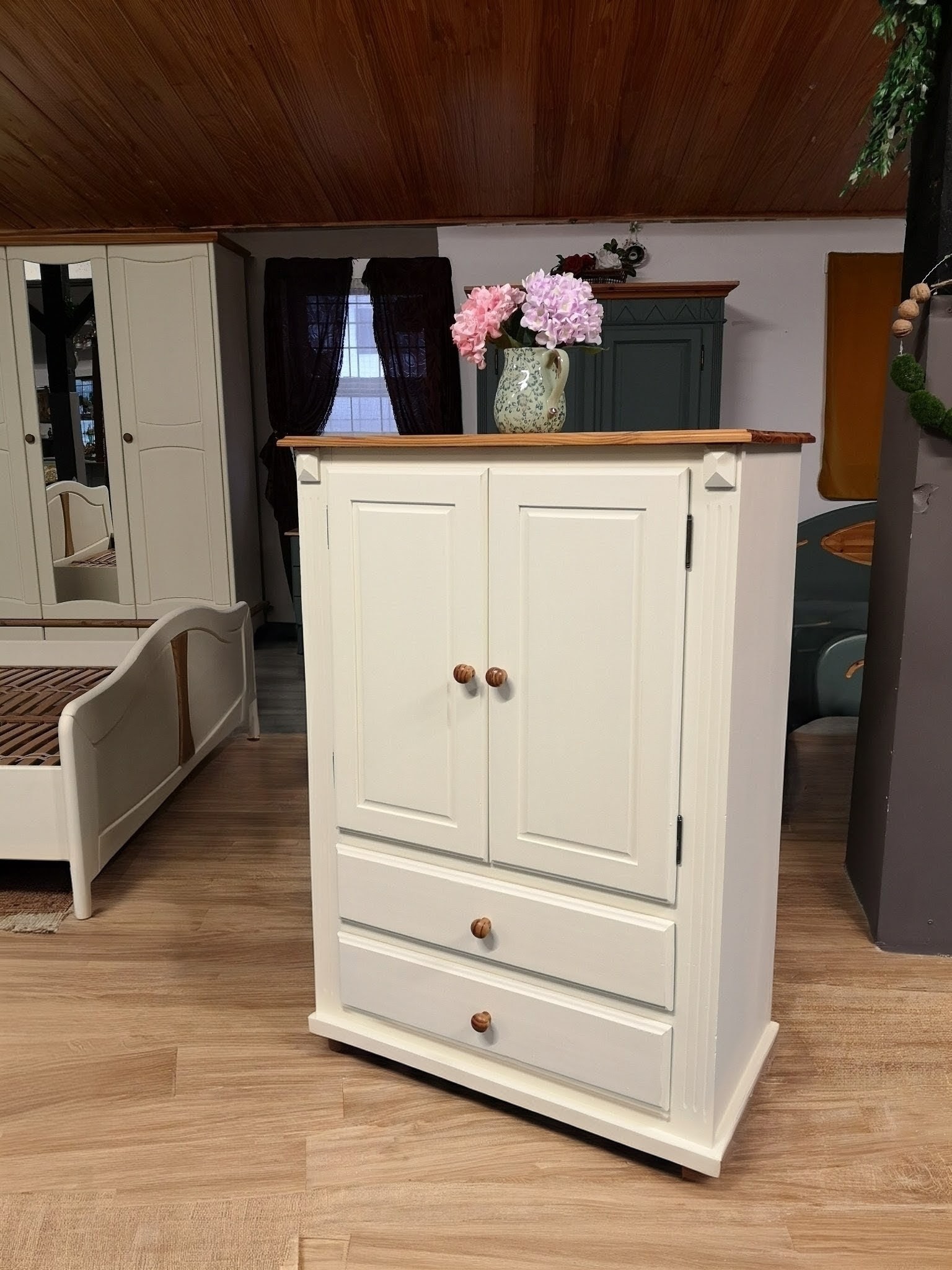 homeai1768654607446~3