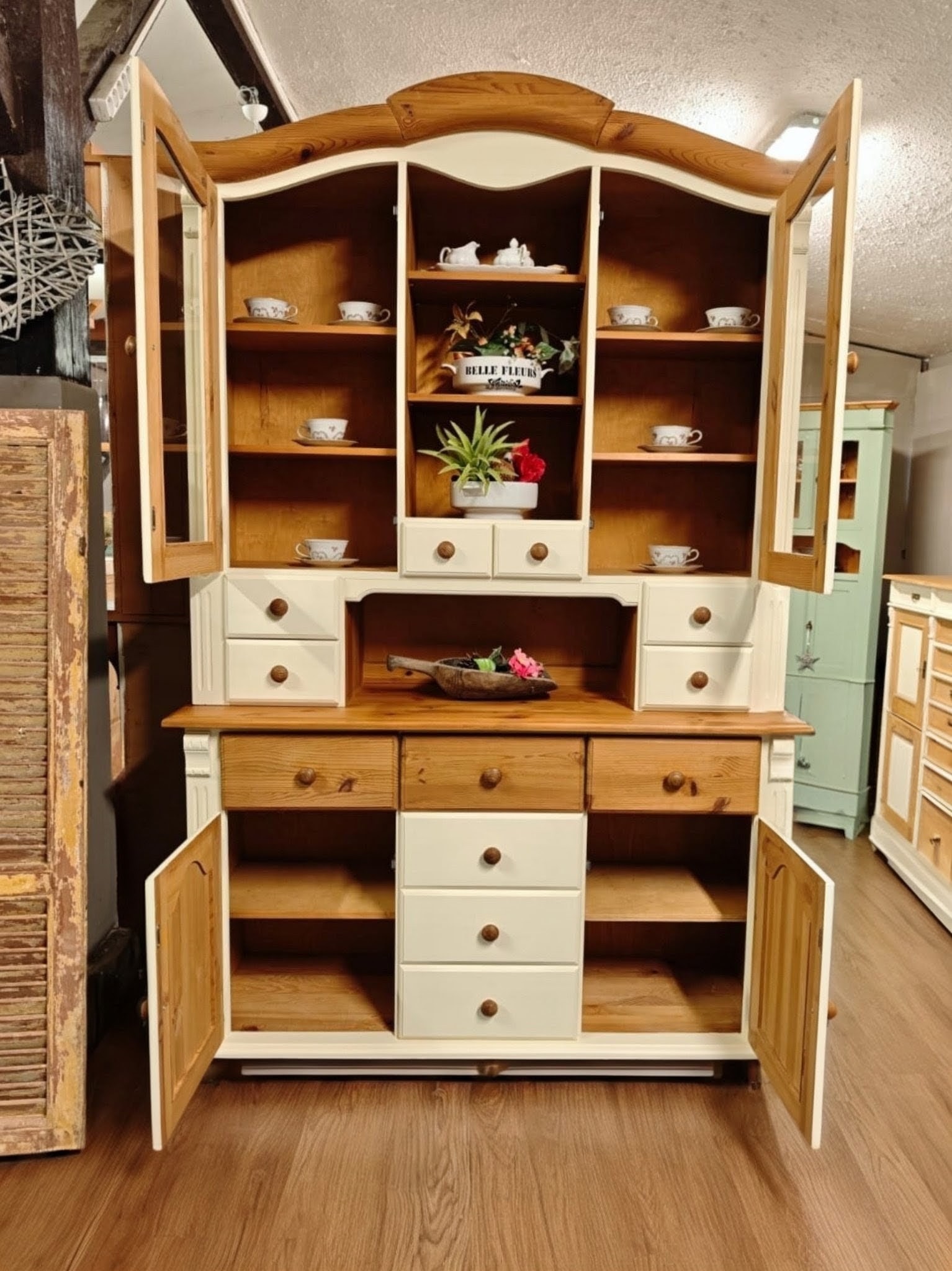 homeai1771063369883~2