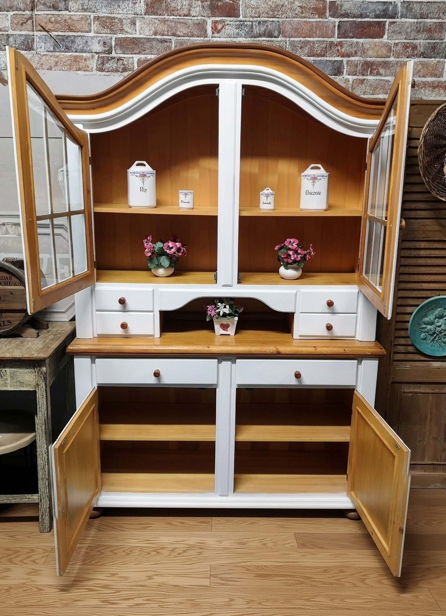 homeai1771765711836~2