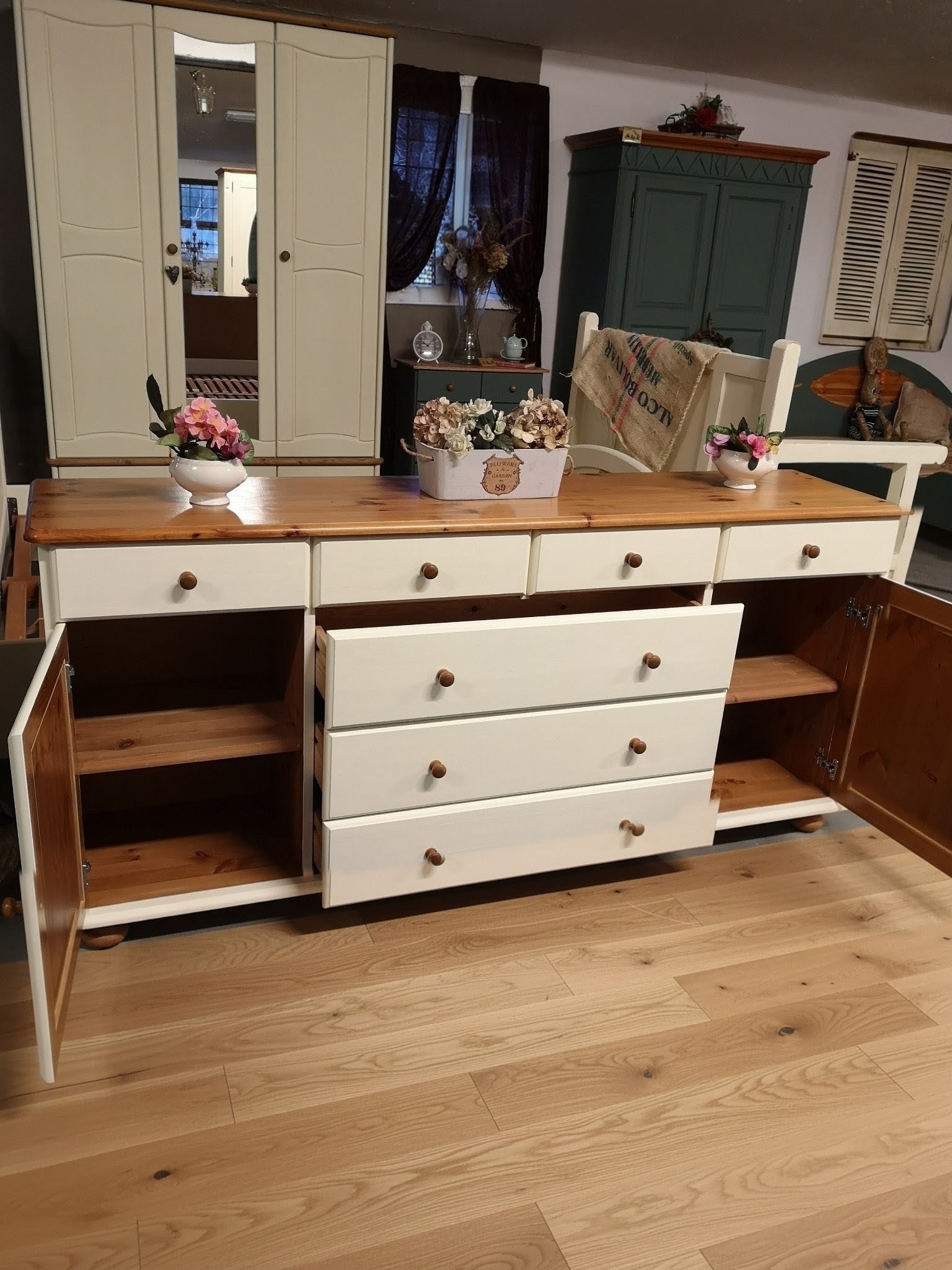 homeai1771357099600~2