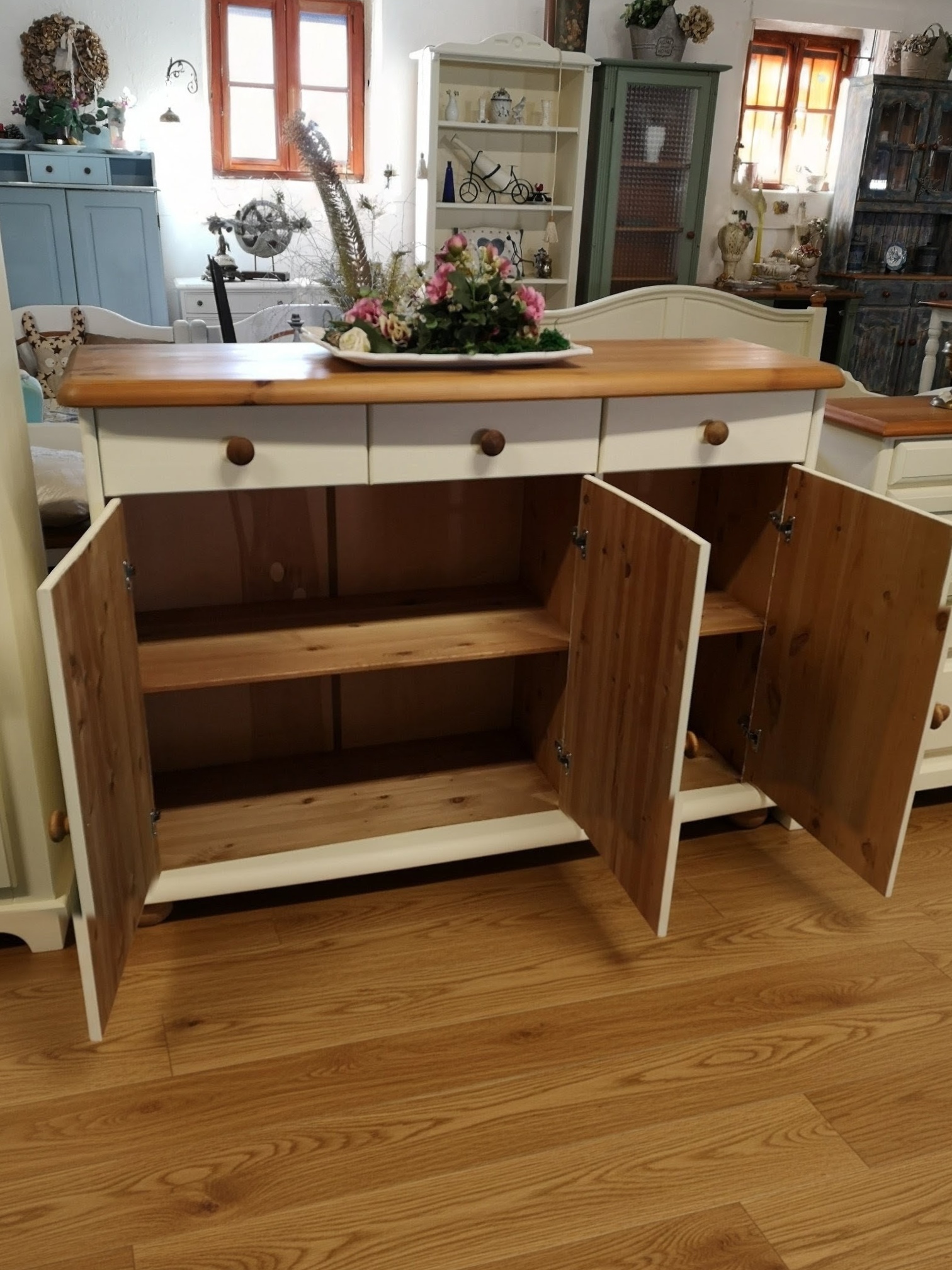 homeai1772466834341~2_edit_2191742642133788