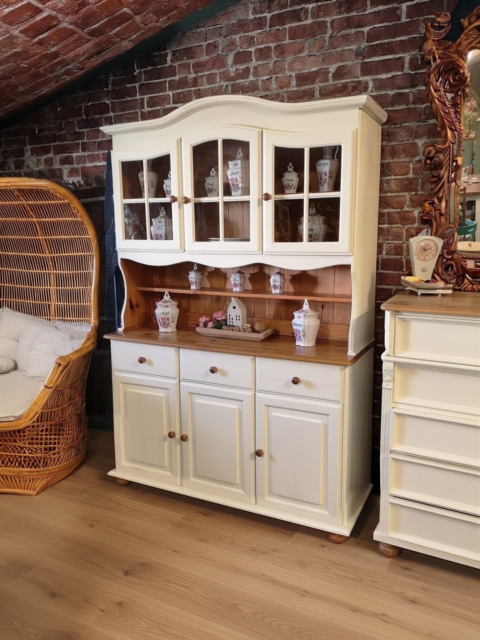 Příborník Vanilka, Anima nábytek