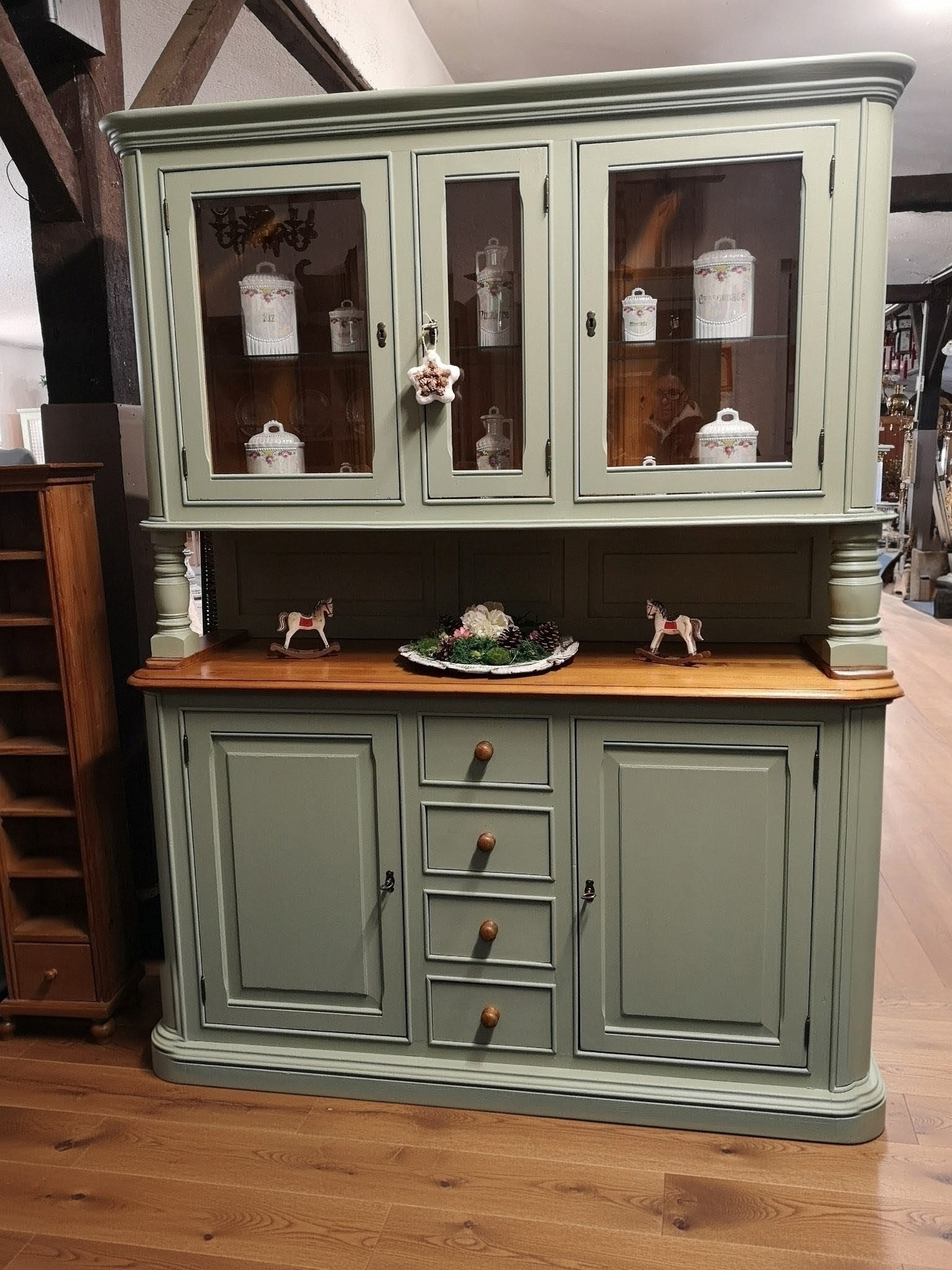 homeai1761759656709~2