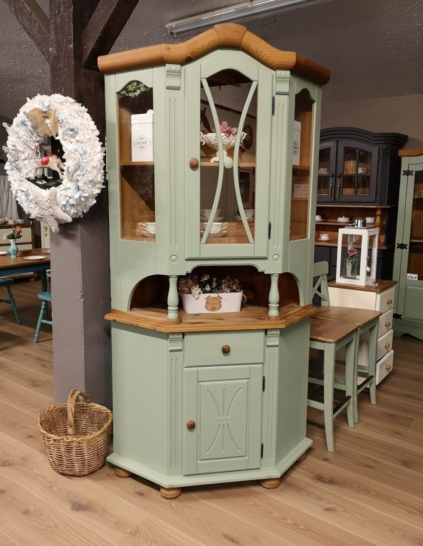 homeai1762278458292~2