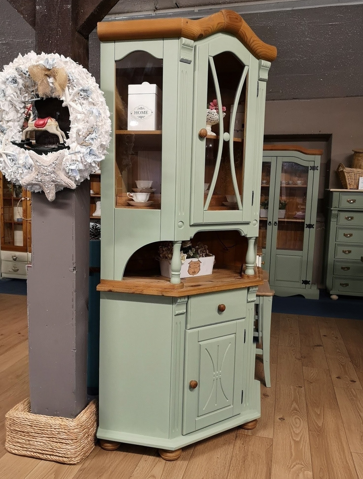 homeai1762278362899~2