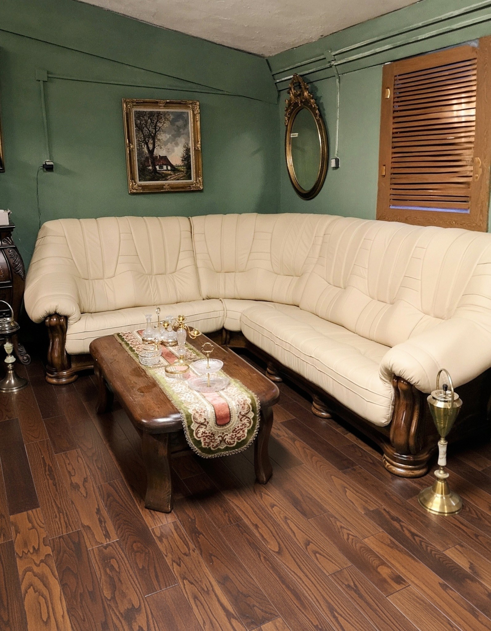 homeai1762101521143~2