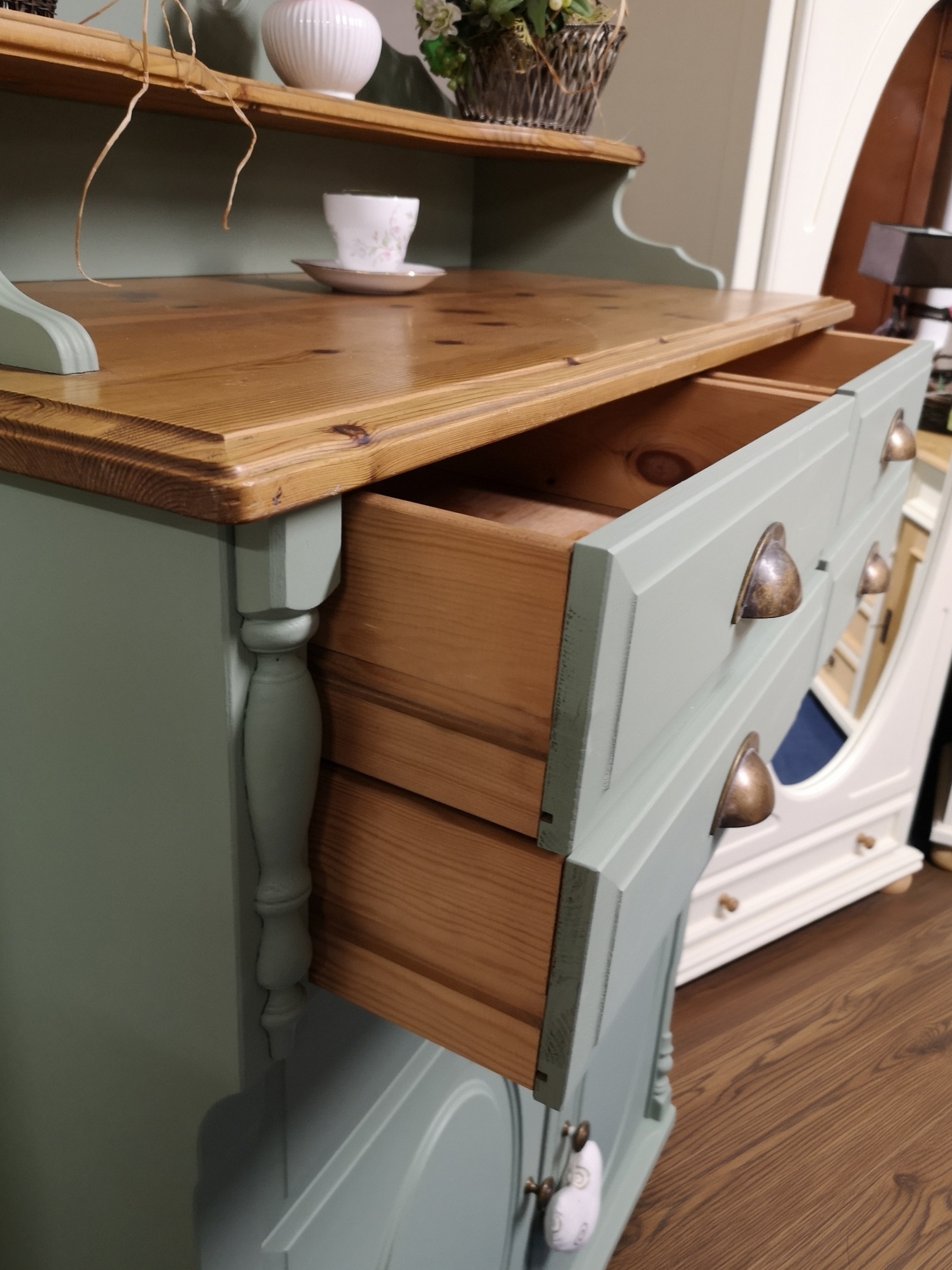 homeai1762456163749_edit_210862419367302